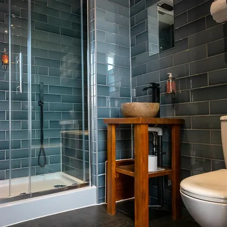 The Oakwood Hotel-3