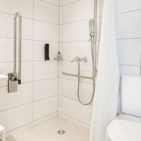 B&B Hotel Basel-3