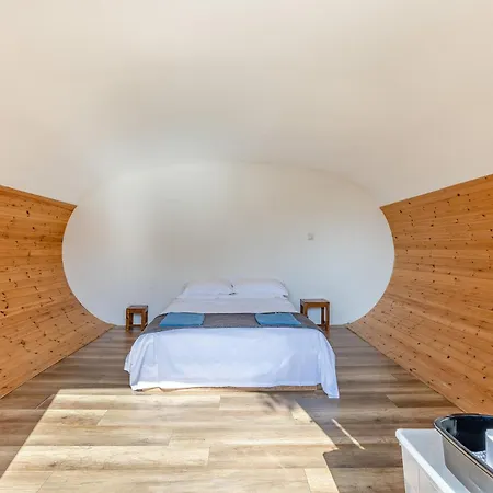 Atlantic Farm Surf Pods-3