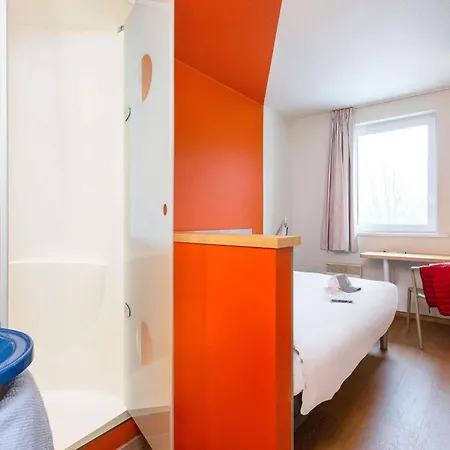 Ibis Budget Charleroi Airport-2