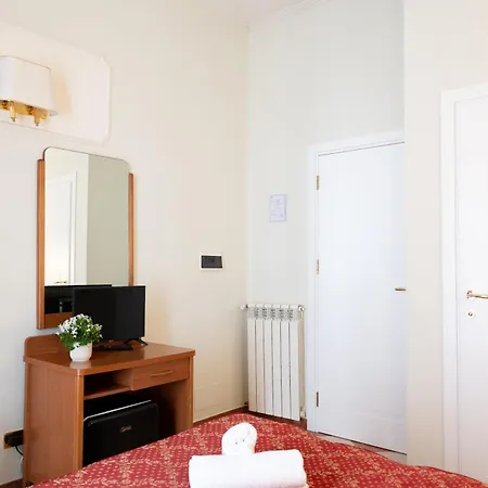 Hotel Romantica-3