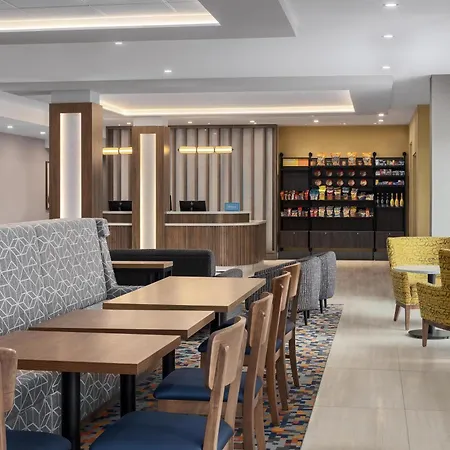 Hampton Inn By Hilton Montreal East Anjou-2