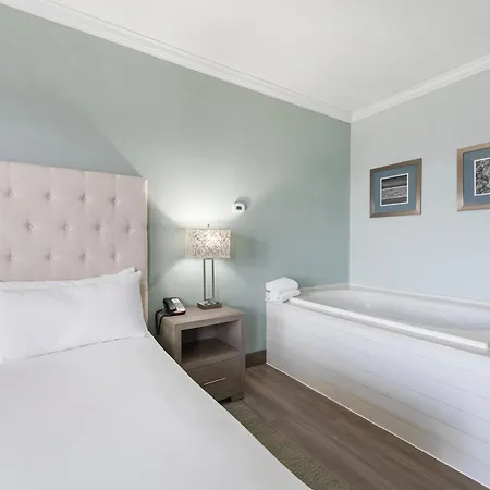 Cherry Tree Inn & Suites-2