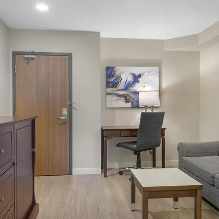 Best Western Plus Grand-Sault Hotel & Suites-2