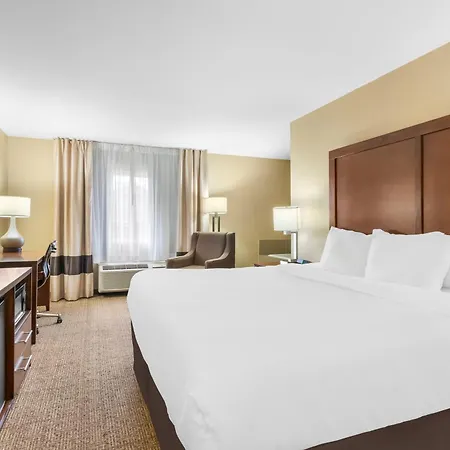 Comfort Inn & Suites Near University Of Wyoming-2