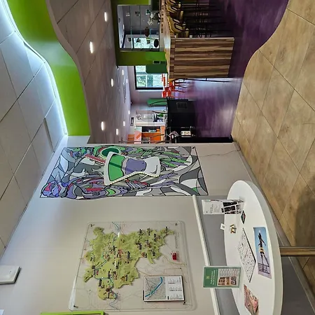 ibis styles Villeneuve Sur Lot-2