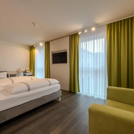 Premier Inn Hamburg City Berliner Tor-3