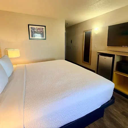 Days Inn By Wyndham Orange Park/Jacksonville-2