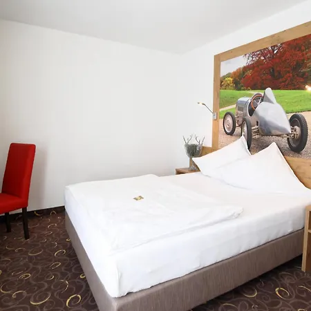 Landhotel ALTE LINDE-3