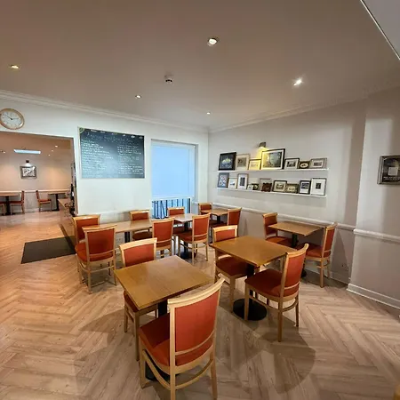 Americana Hotel-2