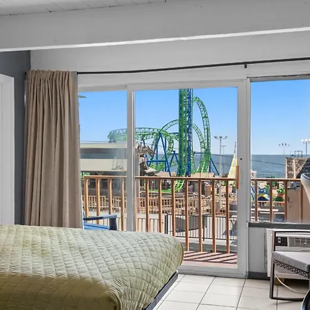 Aztec Ocean Resort-2