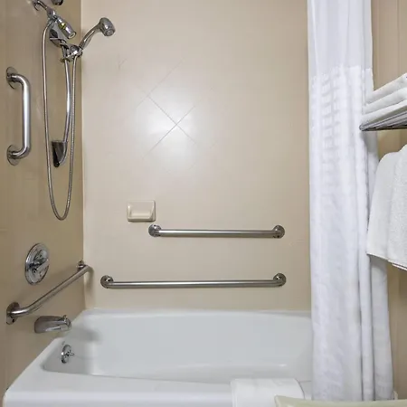 Super 8 By Wyndham Latham - Albany Airport-2