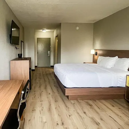 Studio 6 Suites Fremont, Oh-3