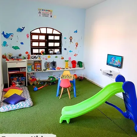 Hostel Praia Centro Itanhaém-2
