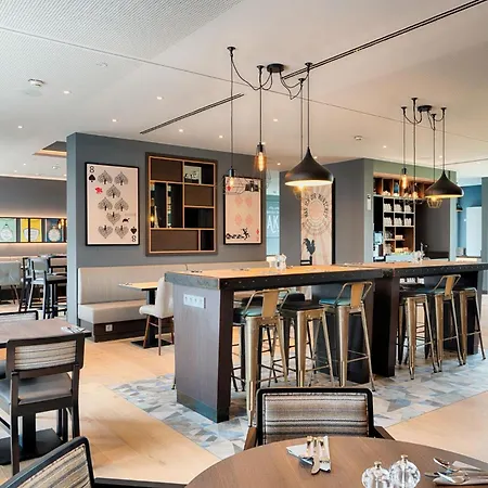 Premier Inn Berlin Airport-3