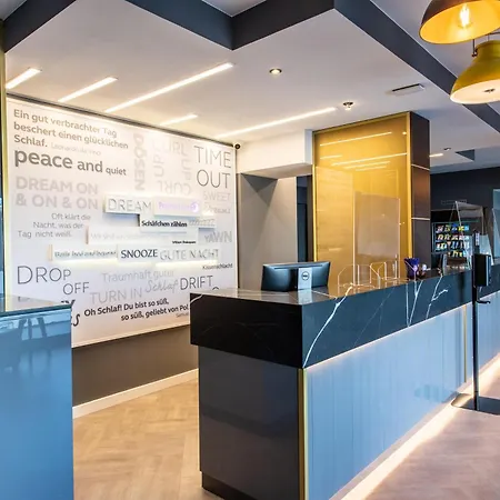 Premier Inn Saarbrücken City Centre-3