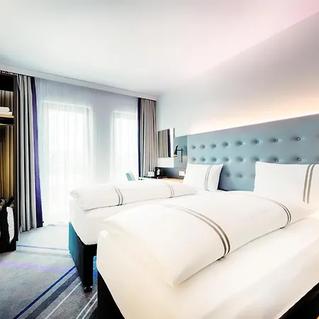 Premier Inn Wiesbaden City Centre-3