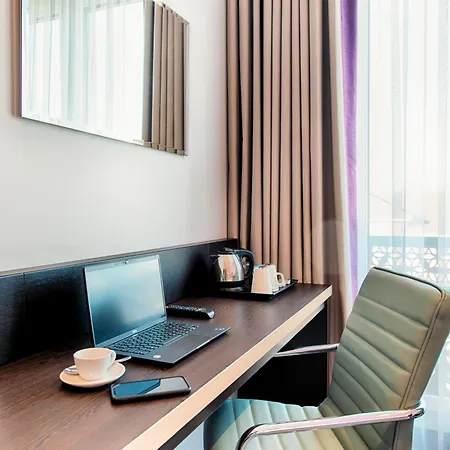 Premier Inn Regensburg City Centre-3