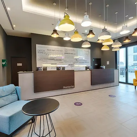 Premier Inn Regensburg City Centre-2