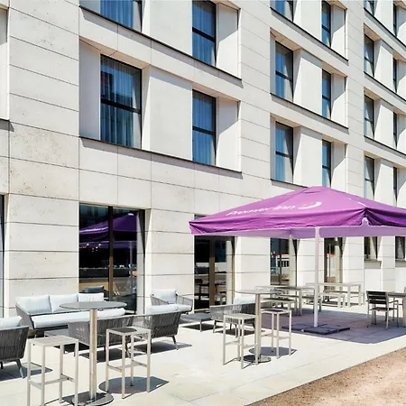Premier Inn Darmstadt City Centre-2