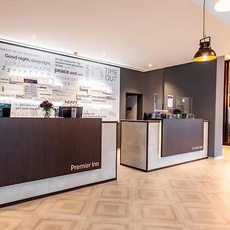 Premier Inn Stuttgart Feuerbach-3