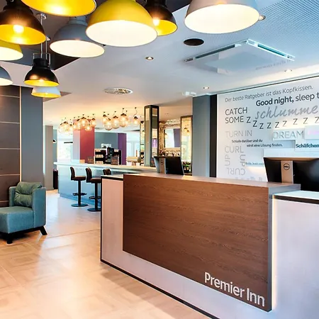 Premier Inn Lübeck City Stadtgraben-2