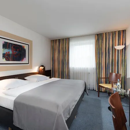 Sunday Hotel Flensburg-3
