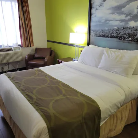 Super 8 By Wyndham Brockville-2