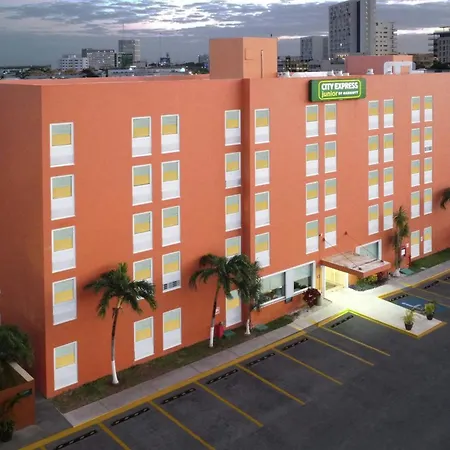 City Express Junior By Marriott Cancun-2