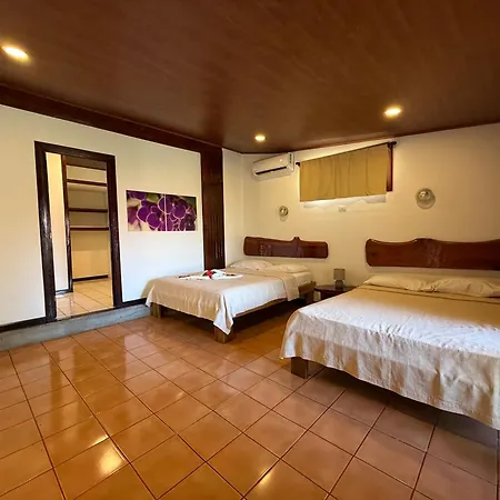 Hotel El Jardin-3