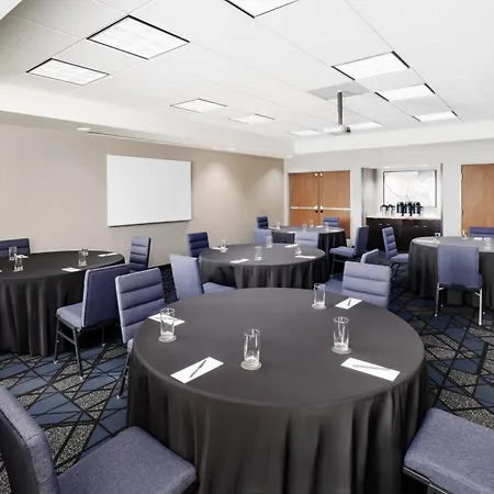 Courtyard By Marriott Phoenix Mesa Gateway Airport-3