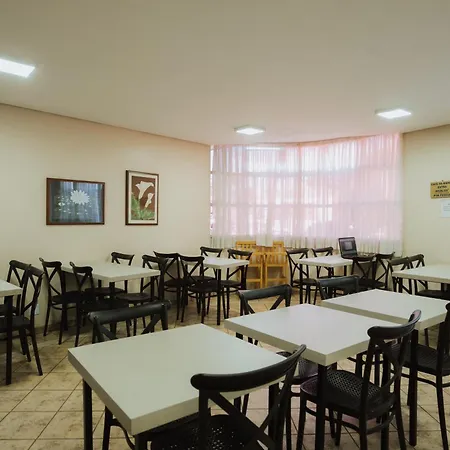 Hotel Nacional Service - Fácil acesso a Região da 44 e Rodoviária-3