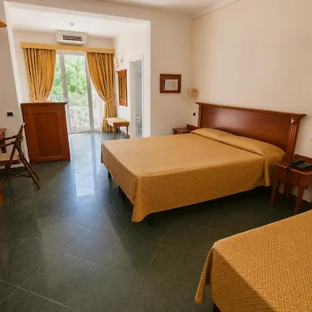 Hotel Residence Villa Marzia-2