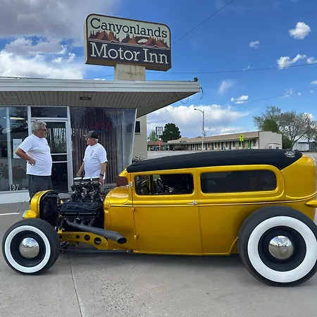 Canyonlands Motor Inn-2
