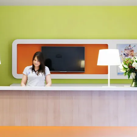Ibis Budget Antwerpen Centraal Station-2