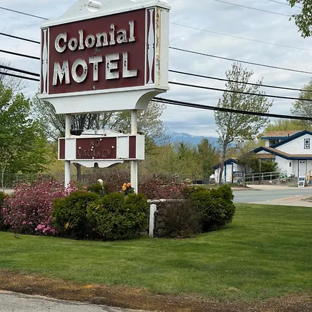 Colonial Motel-2