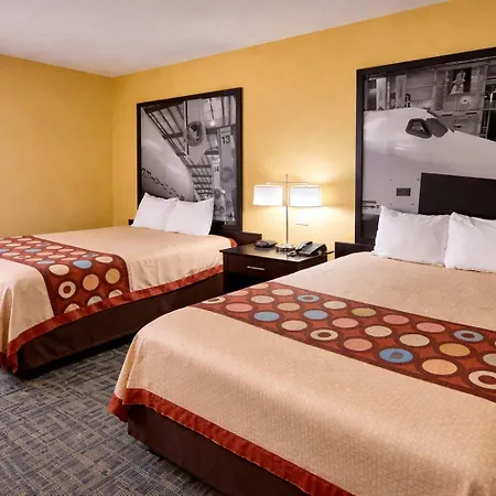 Super 8 By Wyndham Pasadena-3
