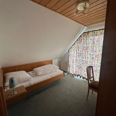 Landhotel&Gaststuben Zum Hasen-3