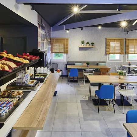 Ibis Budget Bayonne-3