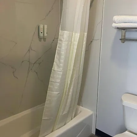 Quality Suites Abilene Mall Area-2