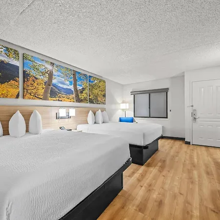 Days Inn By Wyndham Buena Park Anaheim-2