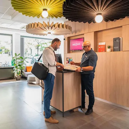 Ibis Geneve Centre Gare-3