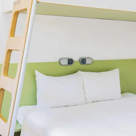 Ibis Budget Girona Costa Brava-3