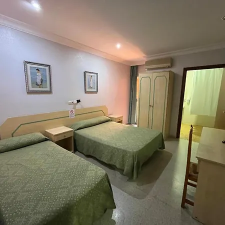 Hostal Blumen-2