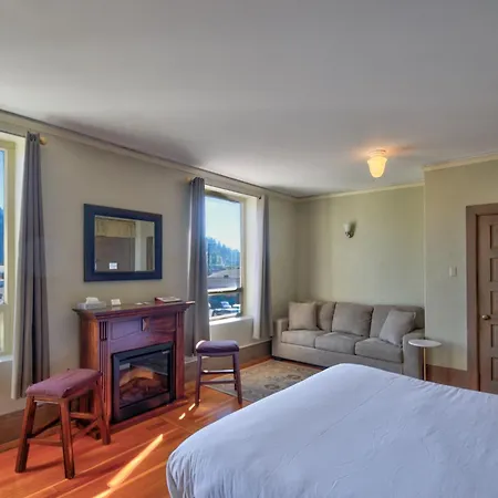 The Peak At Centralia Square - Self Check-In Hotel-3