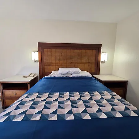 Economy 7 Inn Chesapeake - Portsmouth-3