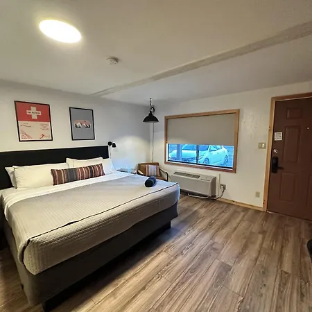 Wolf Creek Lodge, BW Signature Collection-2