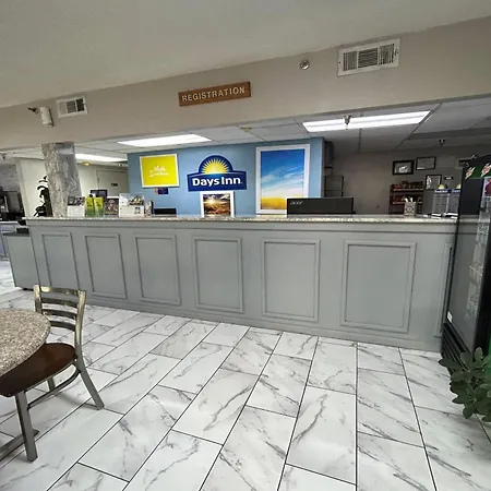 Days Inn By Wyndham Dublin Ga-2