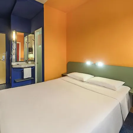 Ibis Budget Belem-3