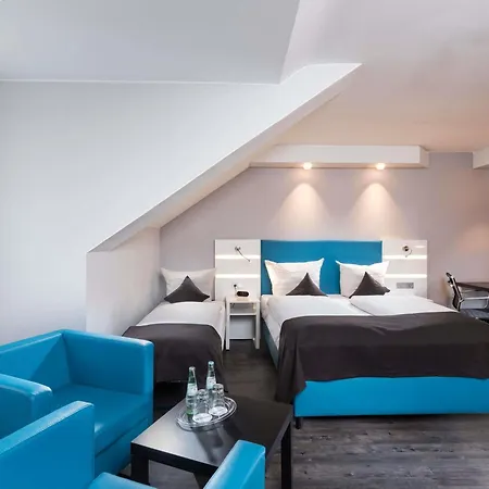 Ibis Styles Cologne Airport-3